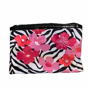 modella makeup bolsa